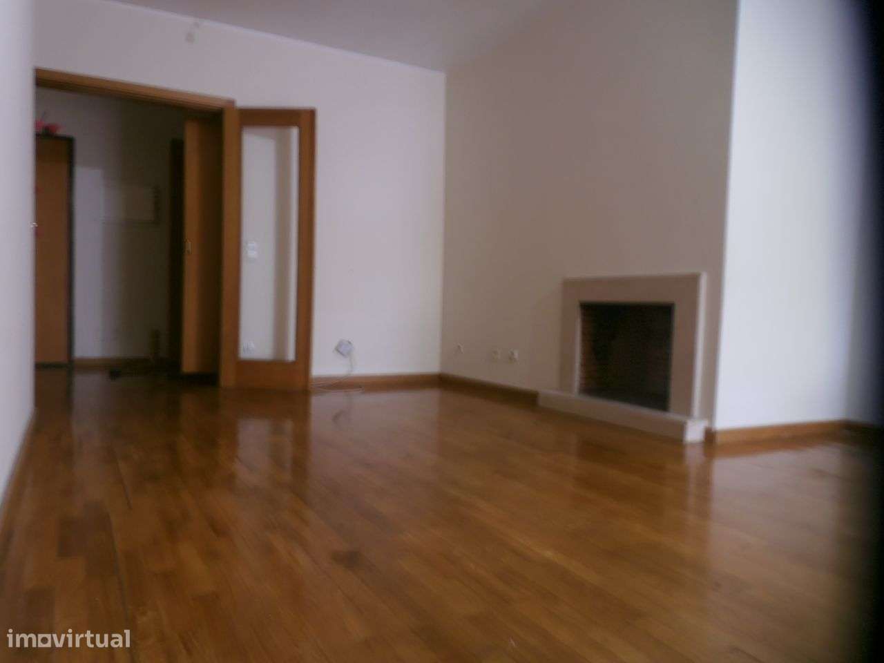 Apartamento T2 c/Lug de garagem - Gondomar, DºBrasas-10