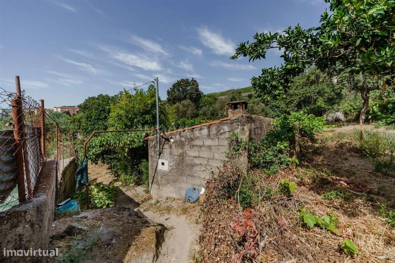 Terreno / Covilhã, Tortosendo-17