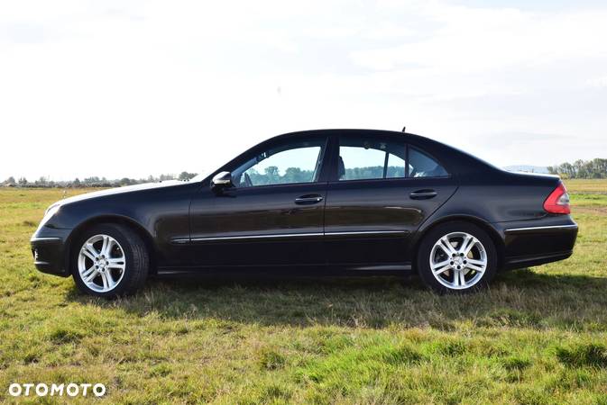 Mercedes-Benz Klasa E 280 CDI 4-Matic Avantgarde - 4