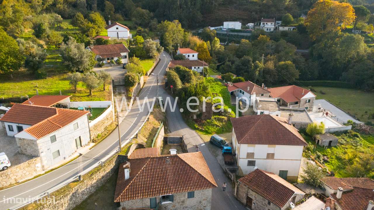 Moradia, Vila Nova de Cerveira, Cornes-3
