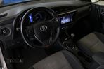 Toyota Auris 1.4 D-4D Com. +P.Techno+P.Sport - 2