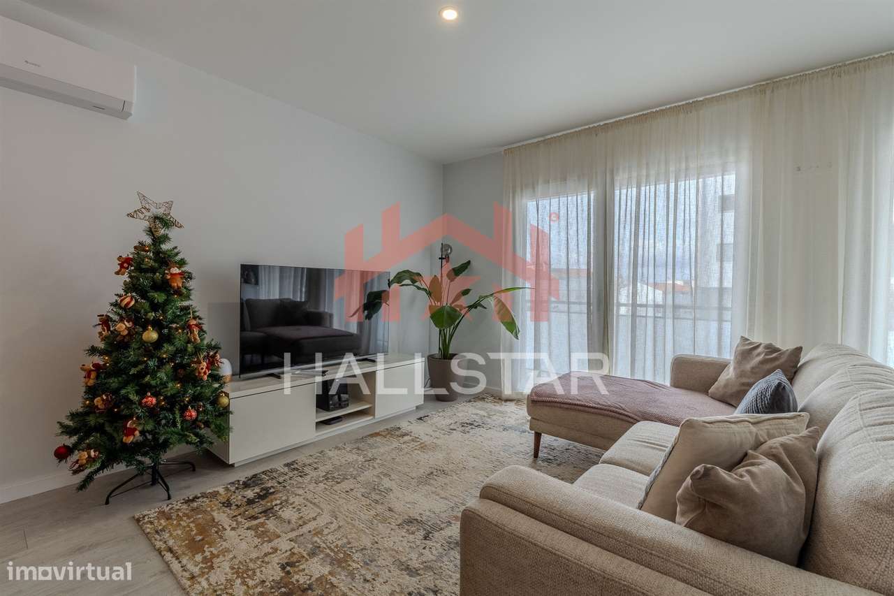 Apartamento T2 / Cozinha Equipada e Terraço / Marrazes-6