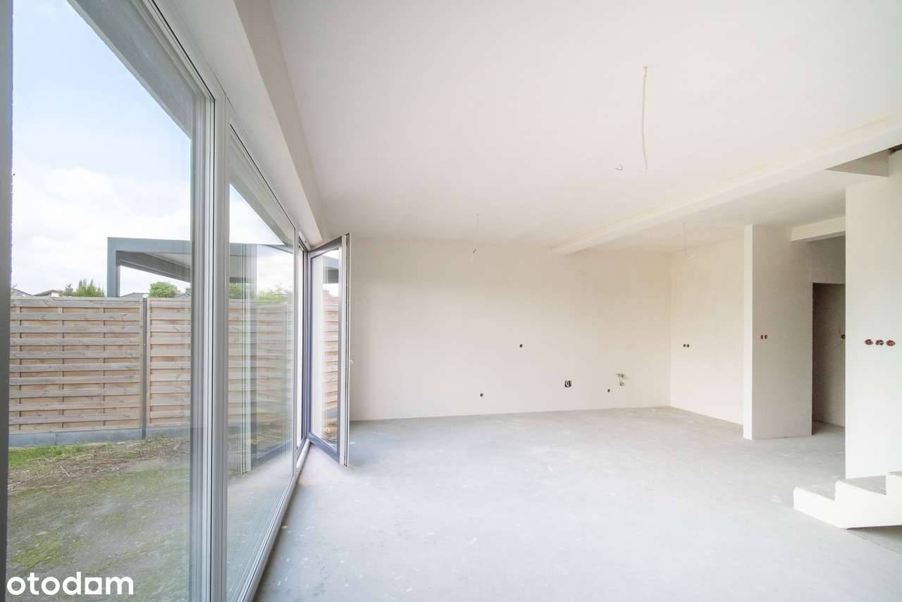 Na sprzedaż –segment w prestiżowej lokalizacji przy ul. Lewandowskiego-3