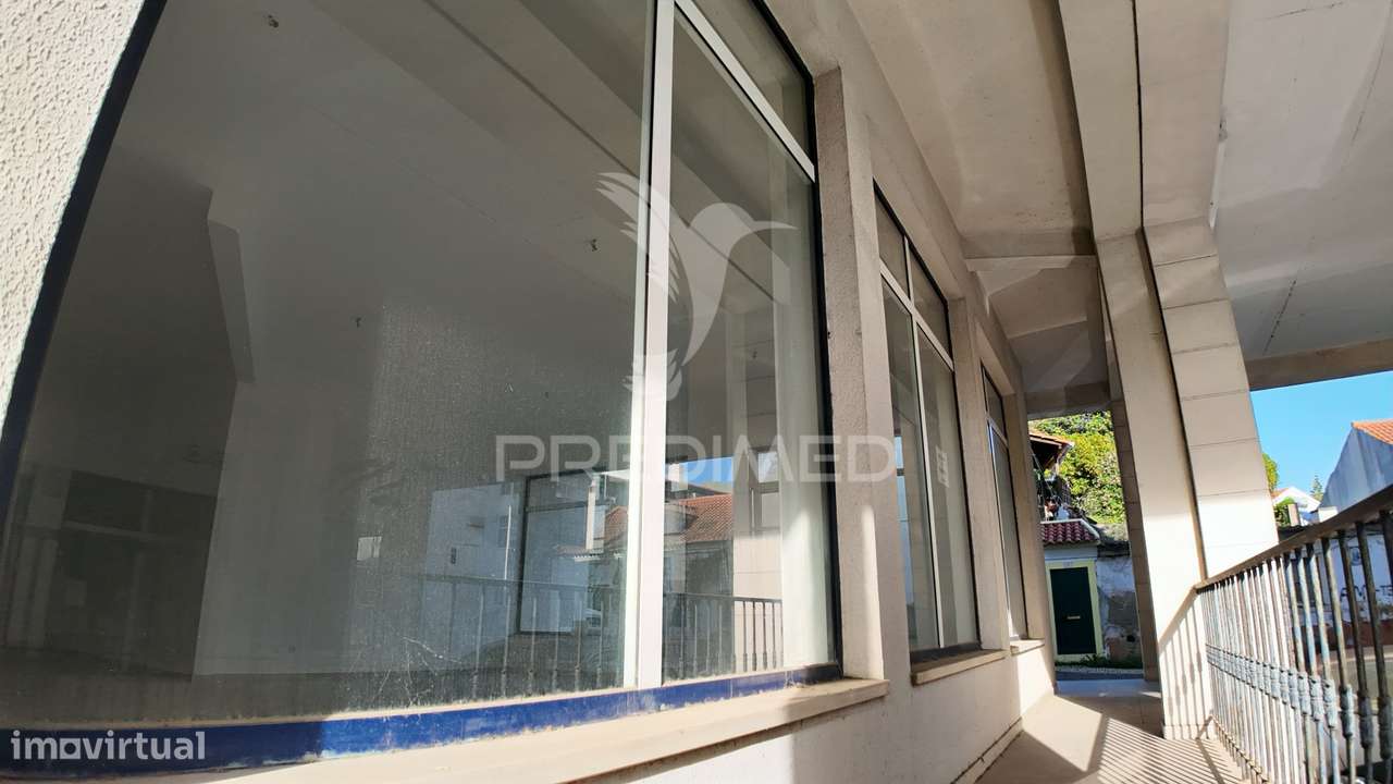 OPORTUNIDADE IMPERDÍVEL - LOJA NO CORAÇÃO DE TORRES NOVAS - Grande imagem: 5/39