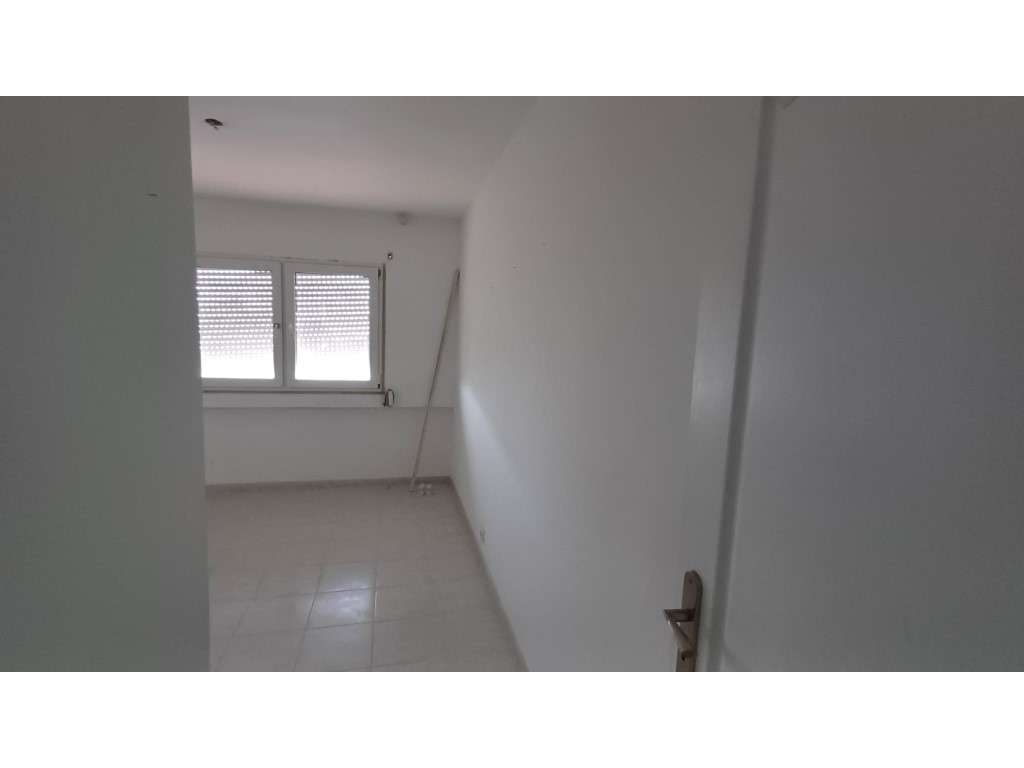 Apartamento T2 com Vista Rio em Santo António da Charneca - Excelen...-16