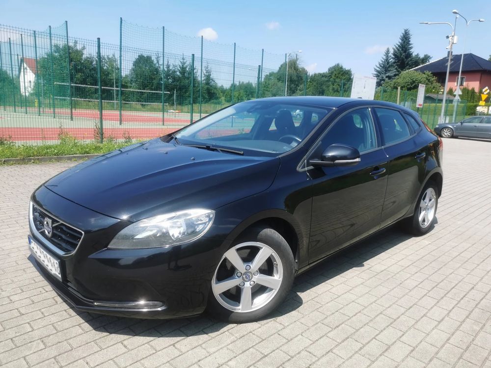 Volvo V40 II (2012-) T2 Summum 2016