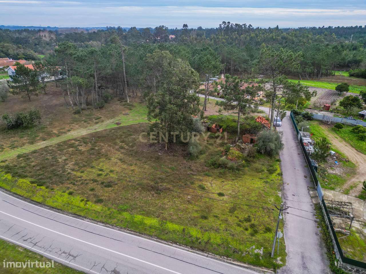 Terreno Misto com Potencial Construtivo em Moinhos da Gândara – Figuei-9