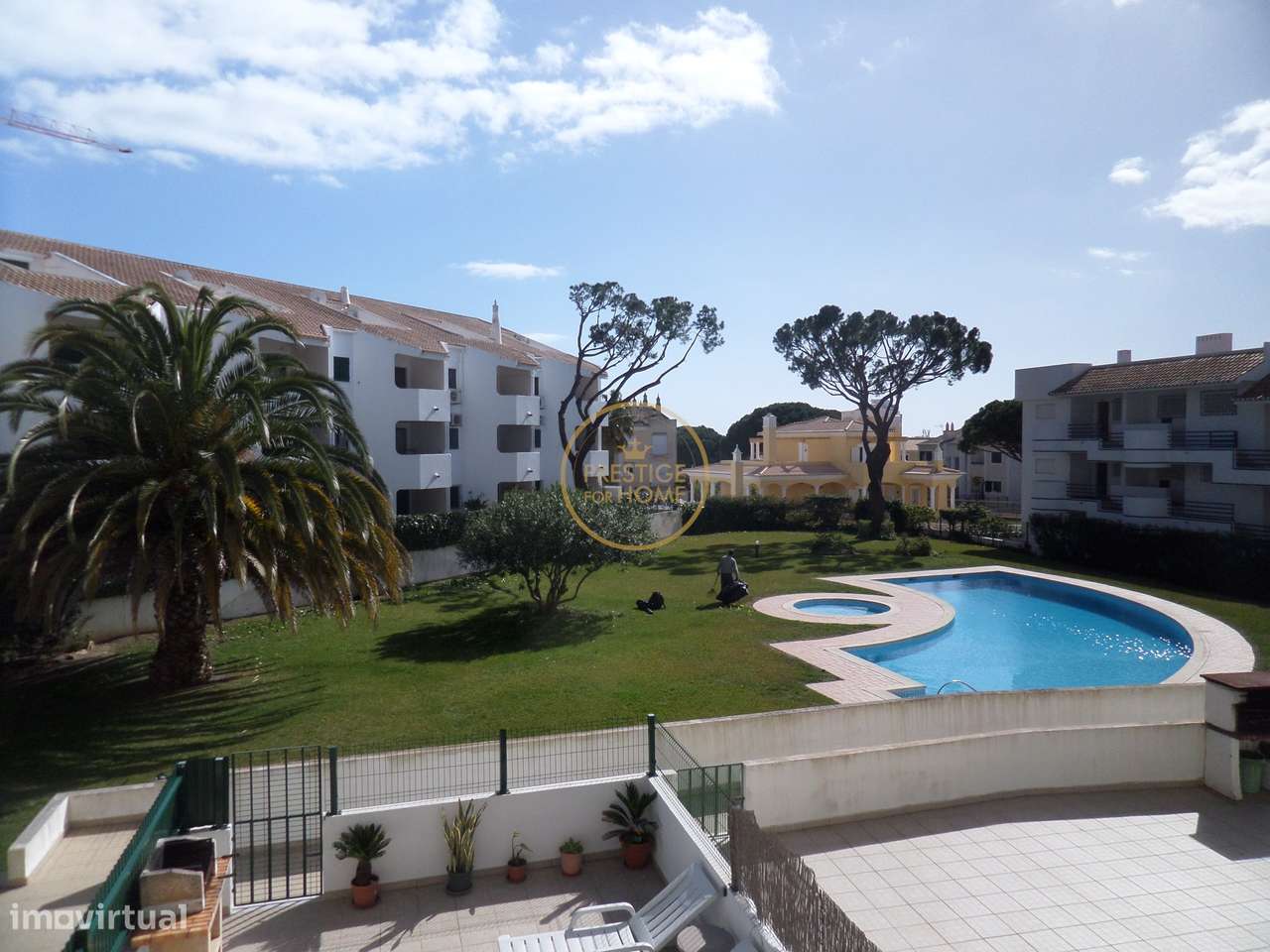 Espaçoso Apartamento T1 em Condomínio Privado – Vilamoura-22