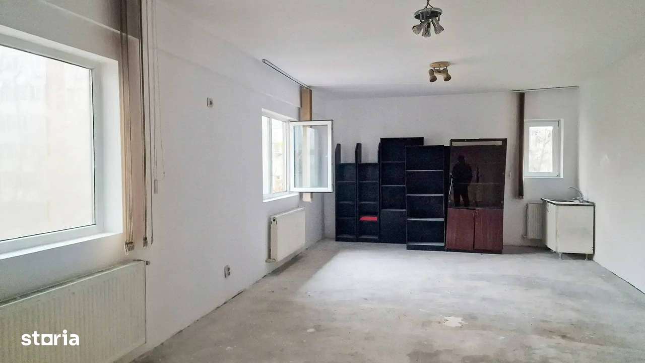 Clădire de închiriat, 310 mp – zonă cu vad - Imagine principală: 4/13