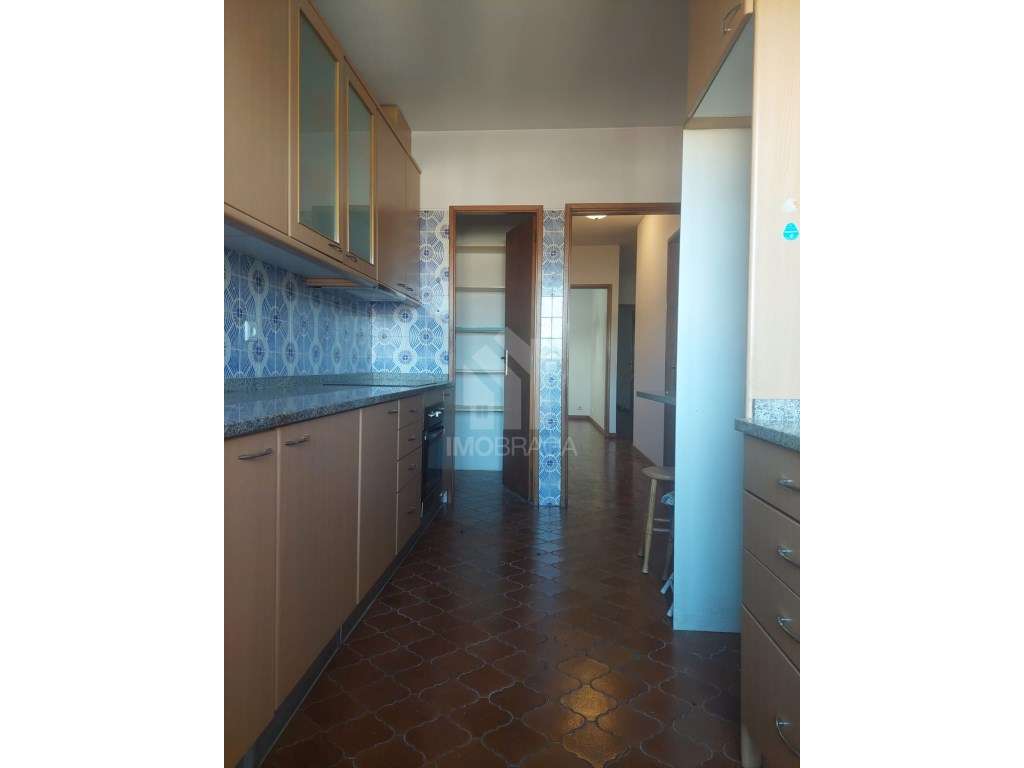 Arrendamento Apartamento T3 - Centro da Cidade - Grande imagem: 2/11