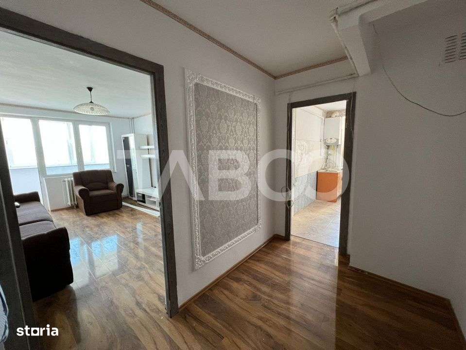 Apartament decomandat 2 camere etaj intermediar cu lift de vanzare - Imagine principală: 1/4
