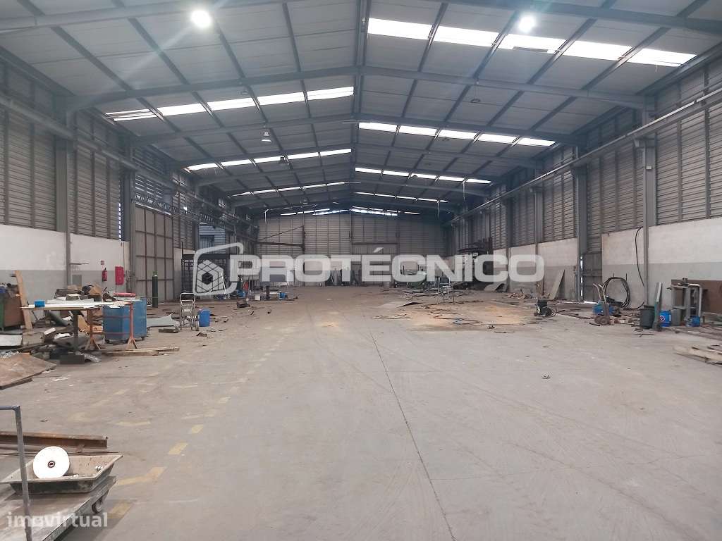 Armazéns industriais – Z. I. Albergaria-a-Velha - Grande imagem: 2/7