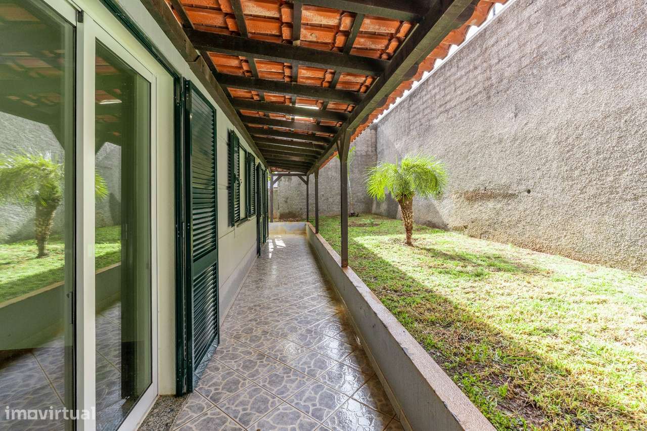 Raro T3 jardim privativo 100m² + box dupla + arrecadação 314,25 m² - Grande imagem: 4/42