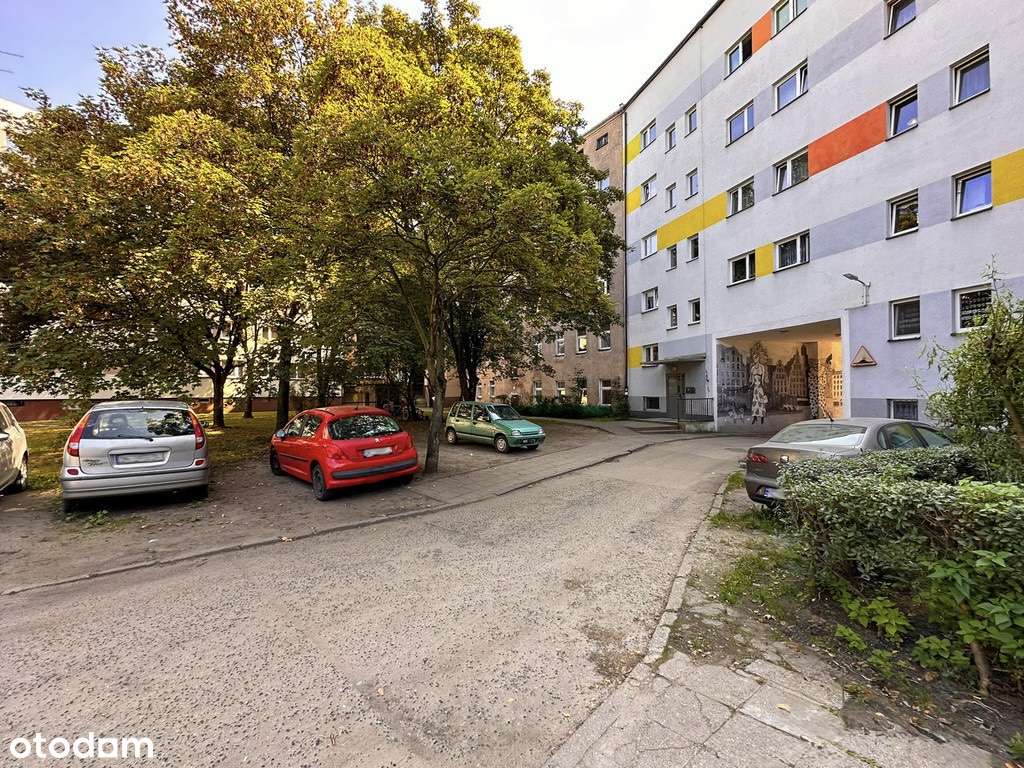 85 m2, / super lokalizacja/ 5 pokoi / balkon-8