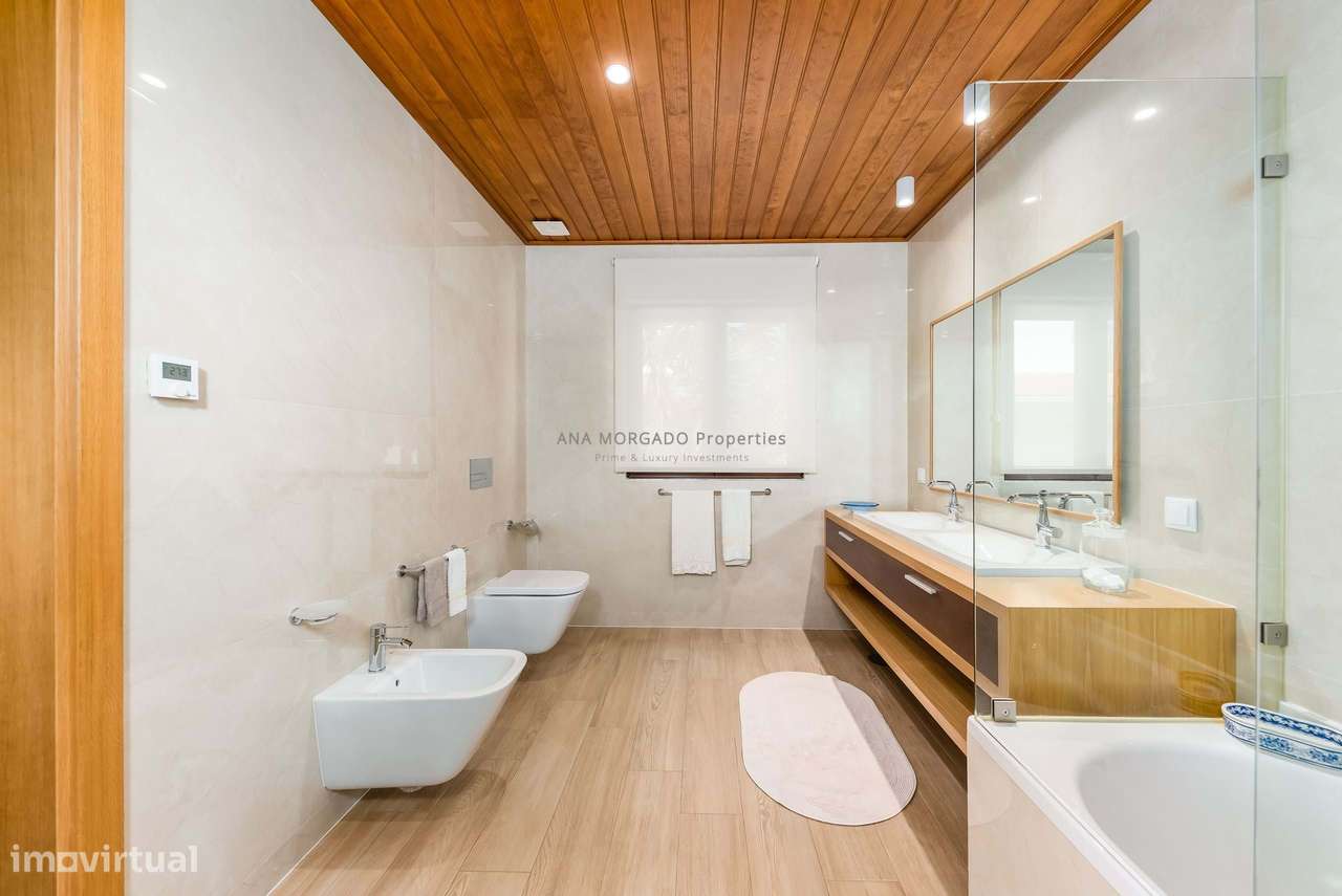 Moradia de Alto Padrão na Marinha Grande – Perto de Leiria e das Praia-36