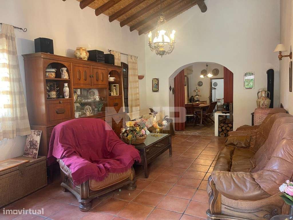 Quinta com 3 quartos e forno em Santa Bárbara de Nexe, Faro.-5