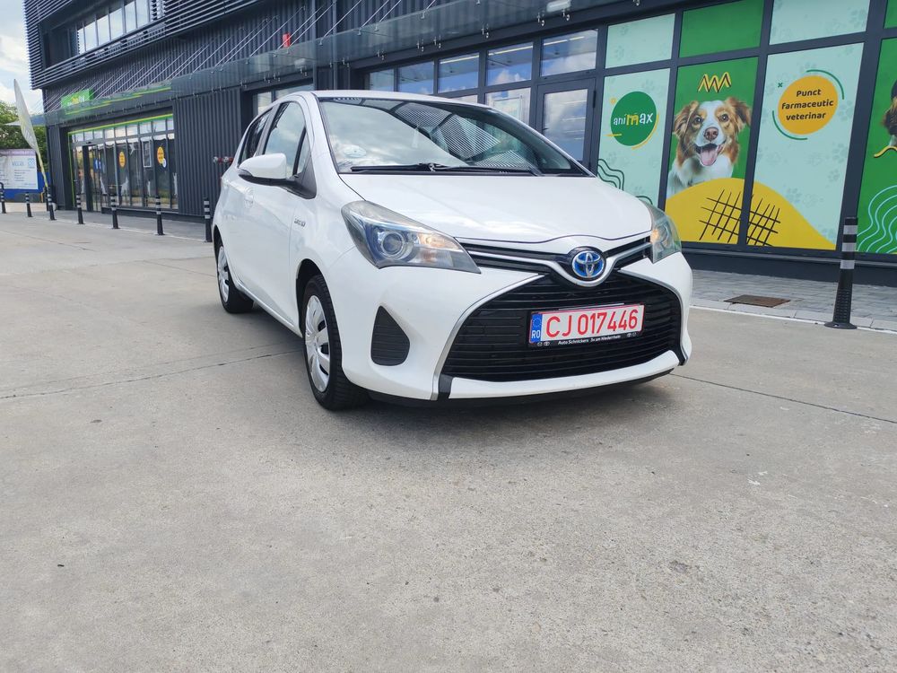 Toyota Yaris 1.5 VVT-i HSD Luna 2015
