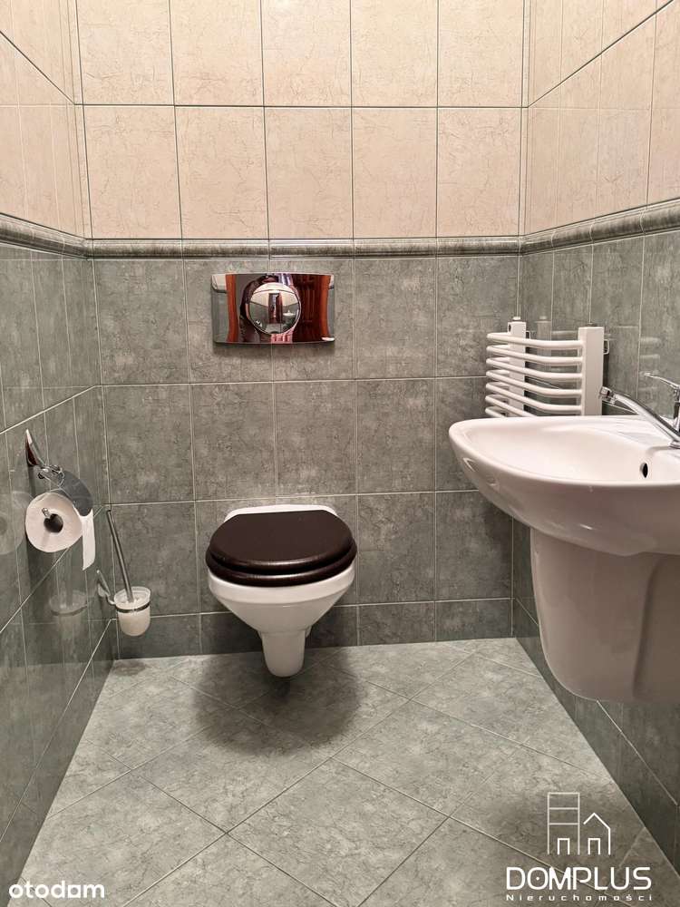 Dom w Lipnicy z Dużą Działką – Idealny do Prowadzenia Biznesu-11