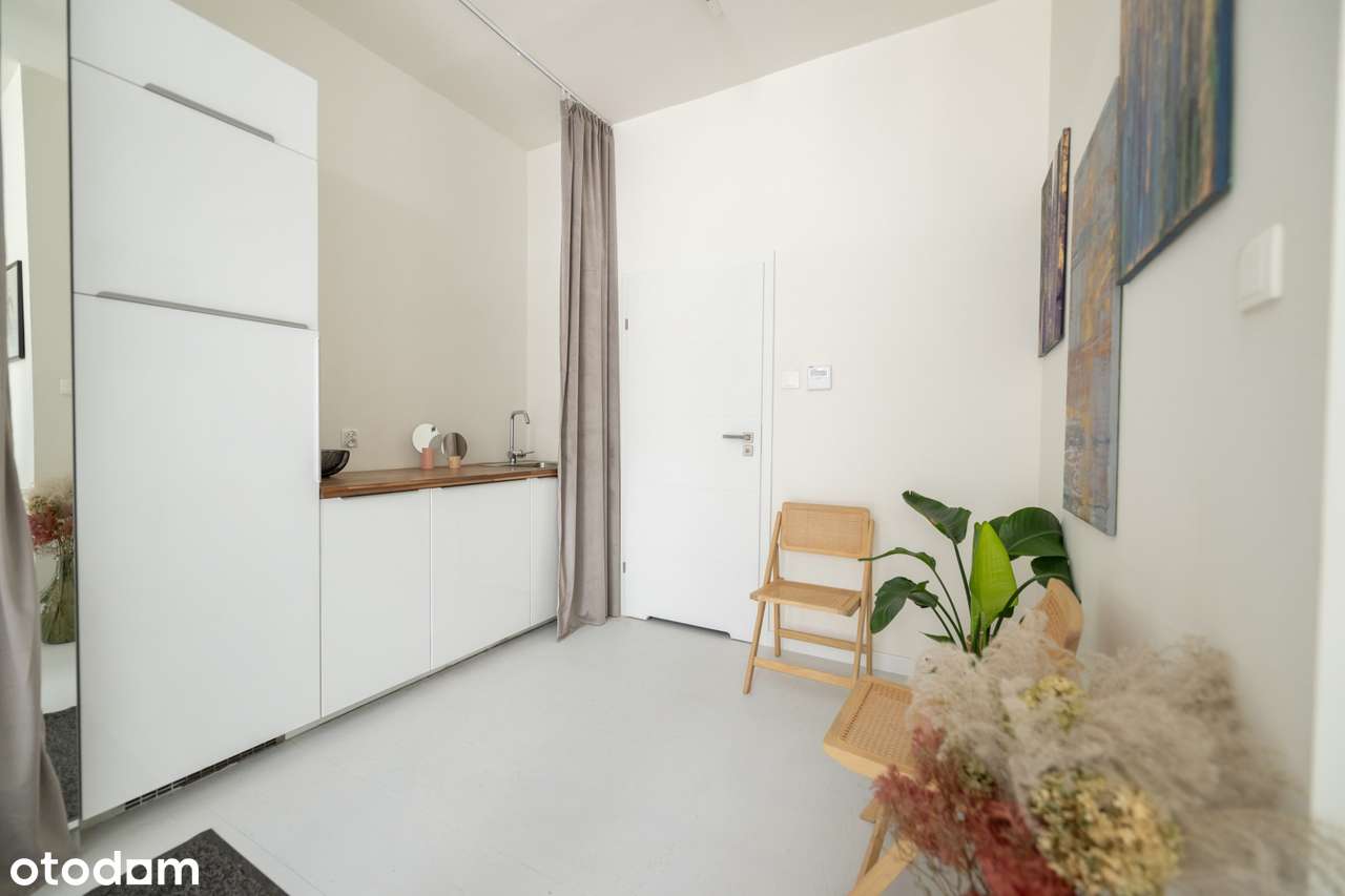 Lokal,  pasaż jeżycki, Poznań wraz z miejscem w garażu 18m2 NOWA CENA! - Pełny obrazek: 5/16