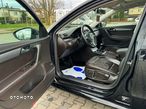 Volkswagen Passat 2.0 TDI Highline - 23