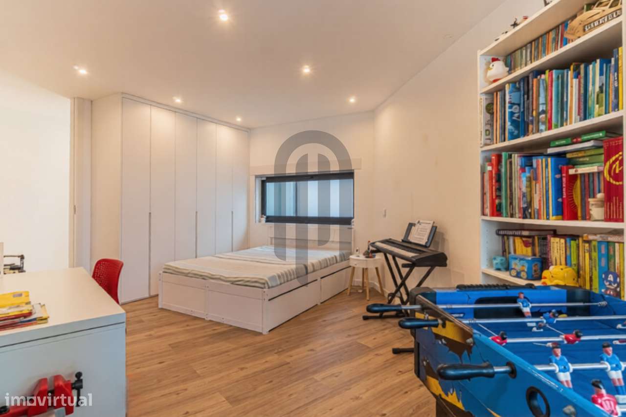 Moradia Térrea T4 independente na Maia-20