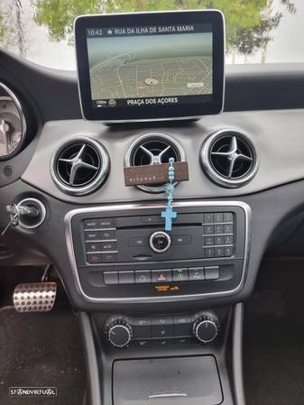 Mercedes-Benz CLA 220 d Shooting Brake AMG Line Aut. - 12