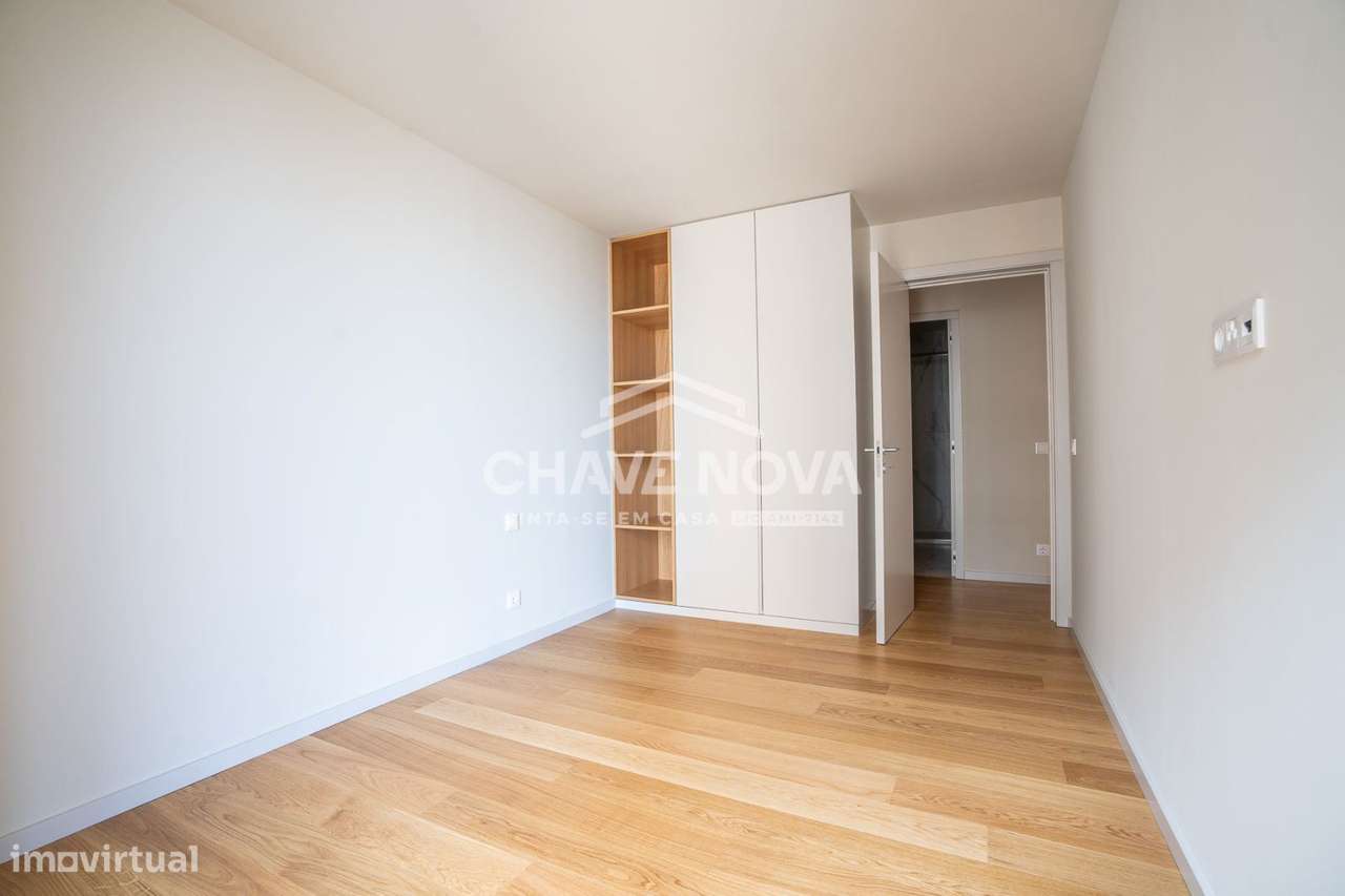 T4 com vistas para a foz do Douro-15