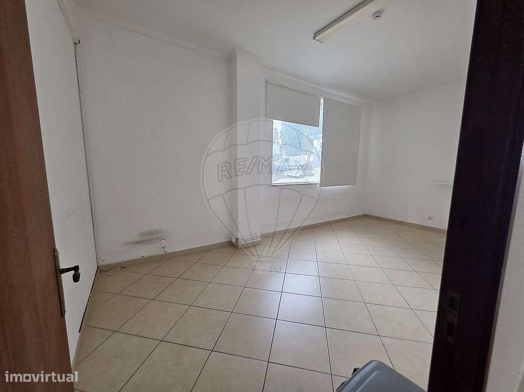 Loja  para arrendamento - Grande imagem: 5/11