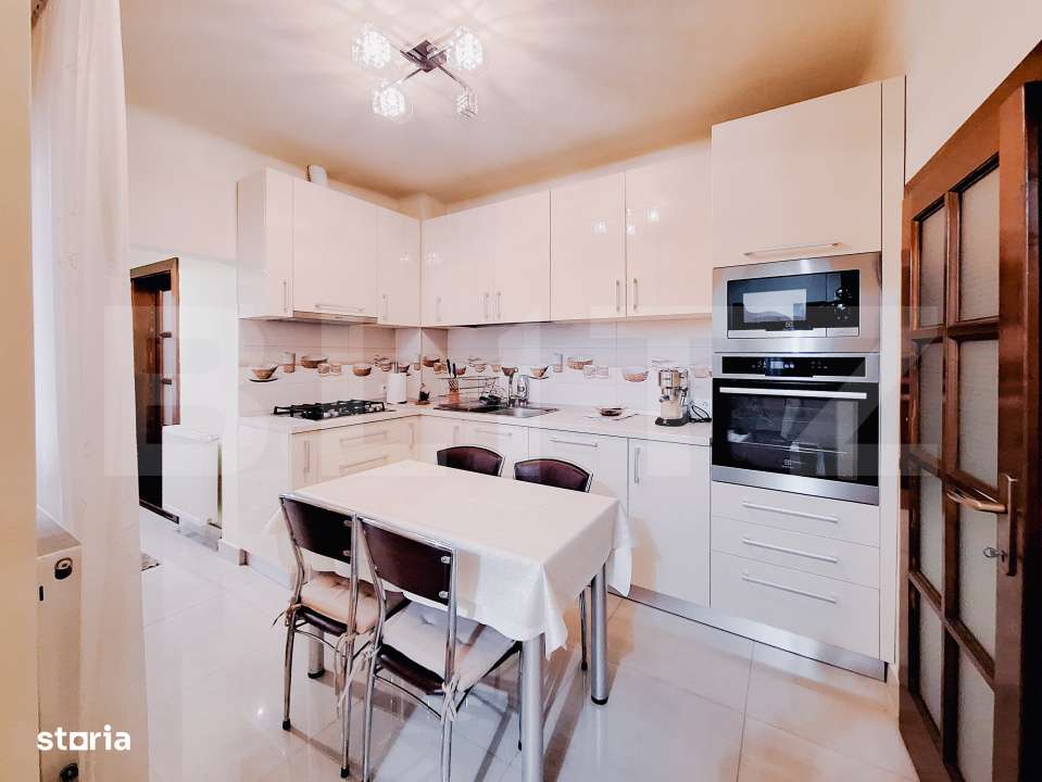 Casa cocheta in zona centrala cu potential si functionalitate excelent - Imagine principală: 5/12