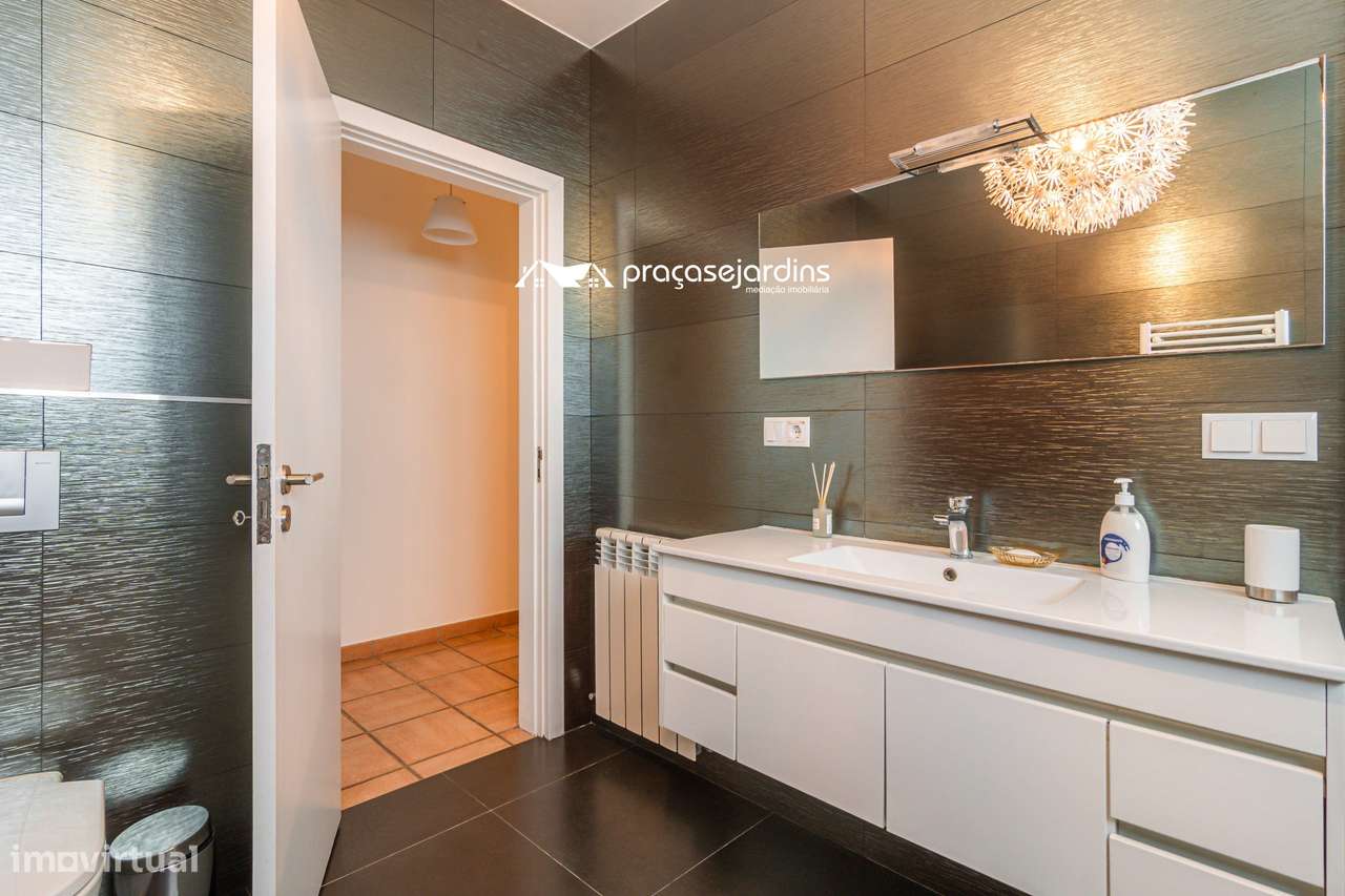 Moradia T5 vista castelo-32