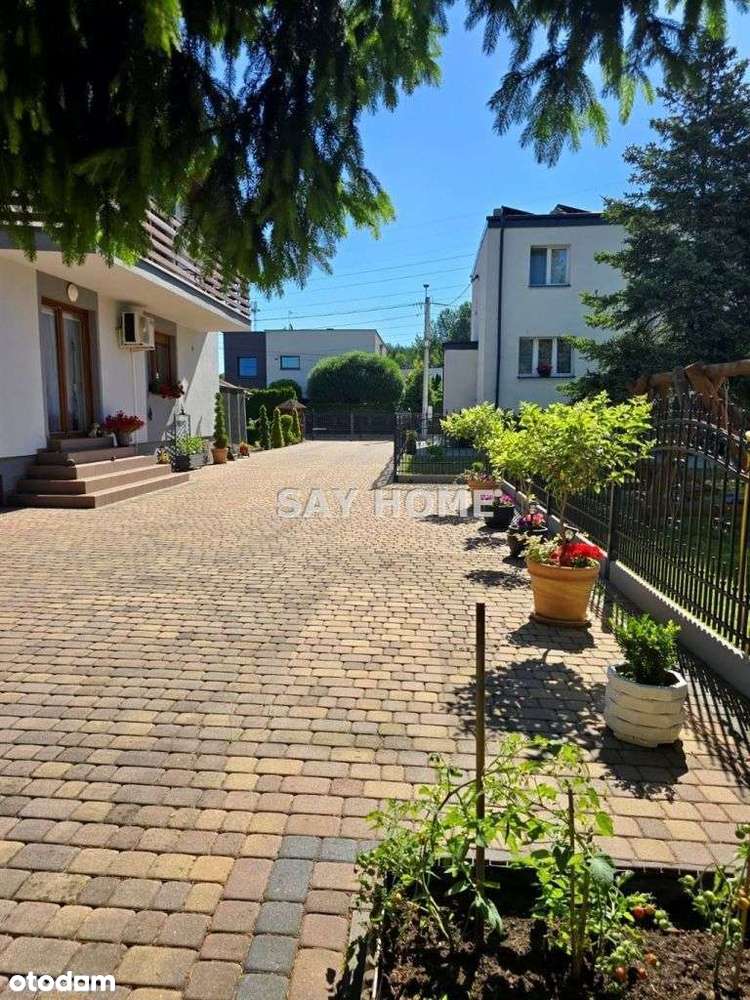 Dom wolnostojący nie wymagający najmniejszych nakładów. K-ce Panewniki-5