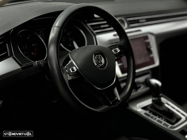 VW Passat Variant 2.0 TDi Business Package DSG - 12