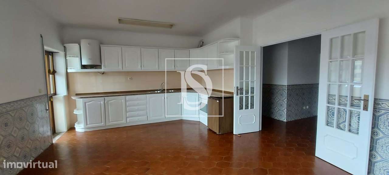 Apartamento T1 – Praia da Amorosa – Chafé - Grande imagem: 4/25