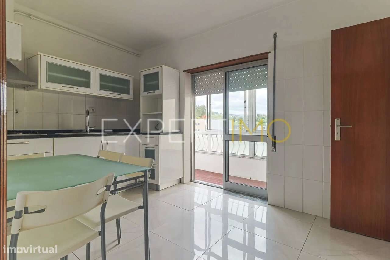 Excelente T2 com varanda e estacionamento em Eiras - Coimbra-5