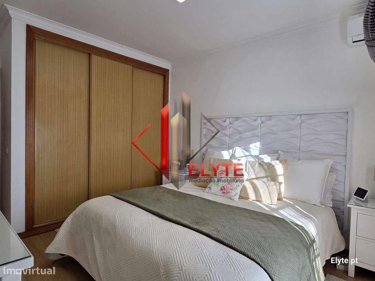 Apartamento T4 com Lugar de Garagem-22