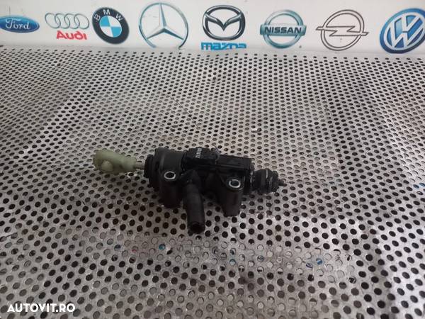 Pompa Cilindru Receptor Ambreiaj Bmw 320 D F30 F31 Motor N47D20D Cod 6773670 - Dezmembrari Arad - 4