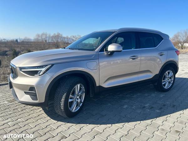 Volvo XC 40 Recharge T4 Twin Engine AT7 Inscription Expression - 3
