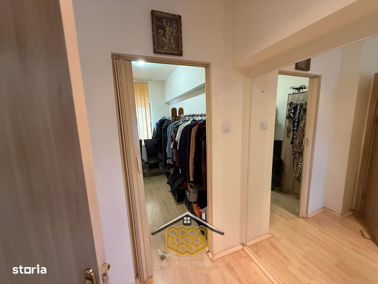 Casa P+1 cu garaj si 950 mp teren in Simnicul de jos - Comision 0%-8