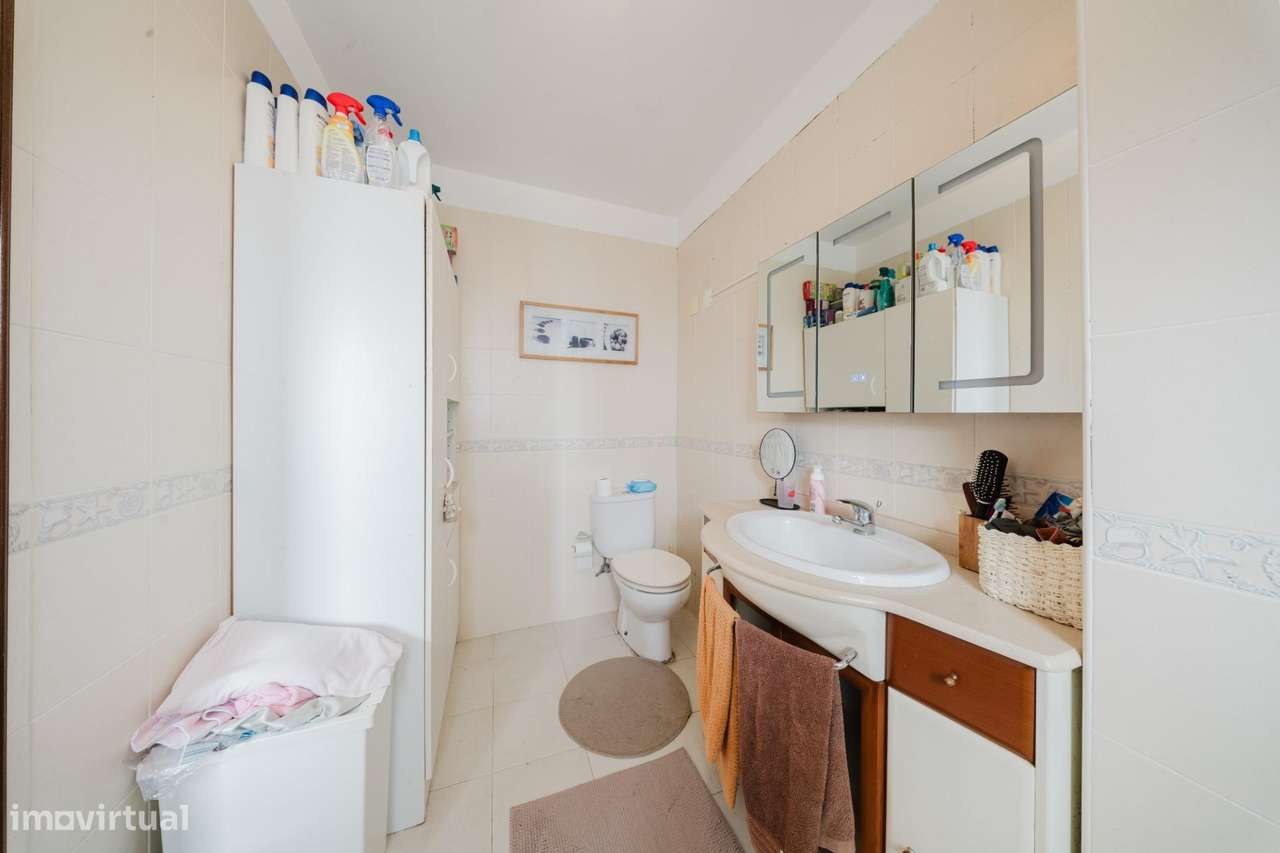 Moradia Independente em Caneças, Odivelas - T3+5-14