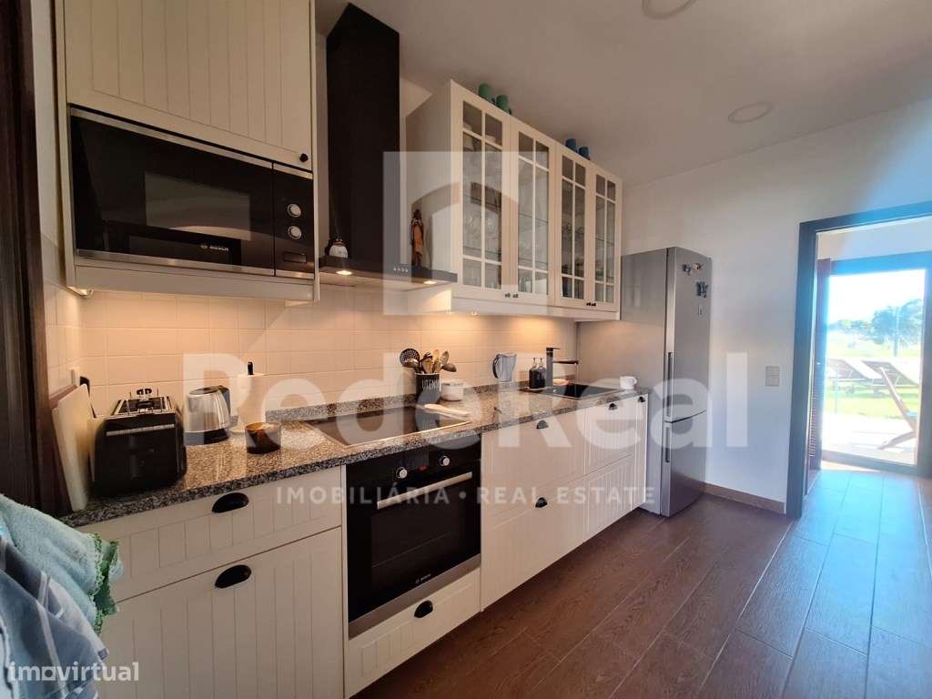 Moradia T3 + 1 com Piscina Privada e Boas Áreas no Coração de Albuf...-21