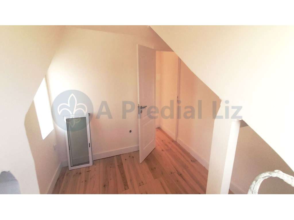 Apartamento T1 - Campolide - Grande imagem: 4/6