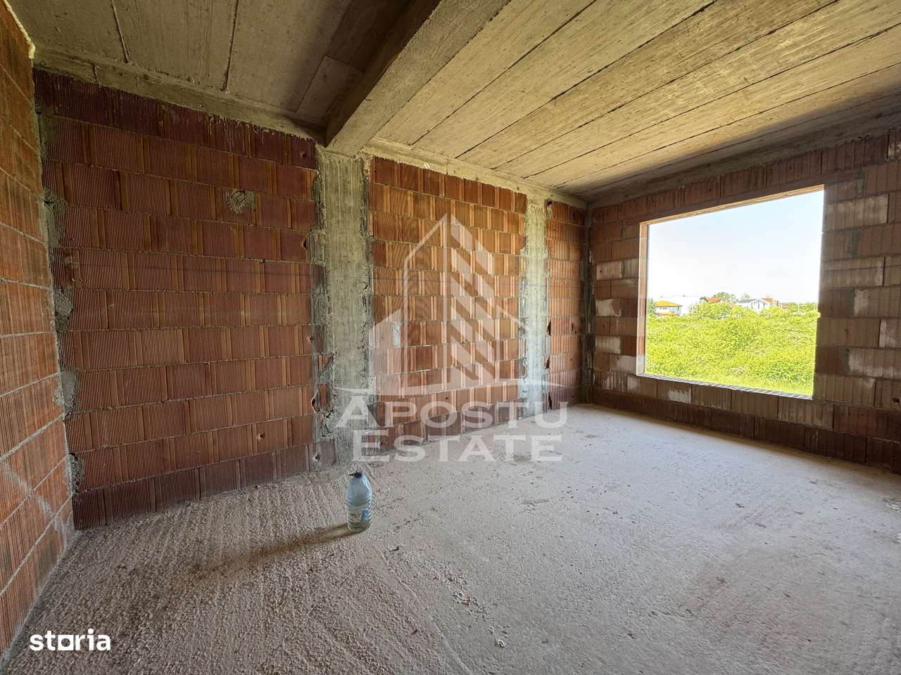 Case insiruite cu 3 camere, bucatarie inchisa, toate utilitatile. - Imagine principală: 5/11