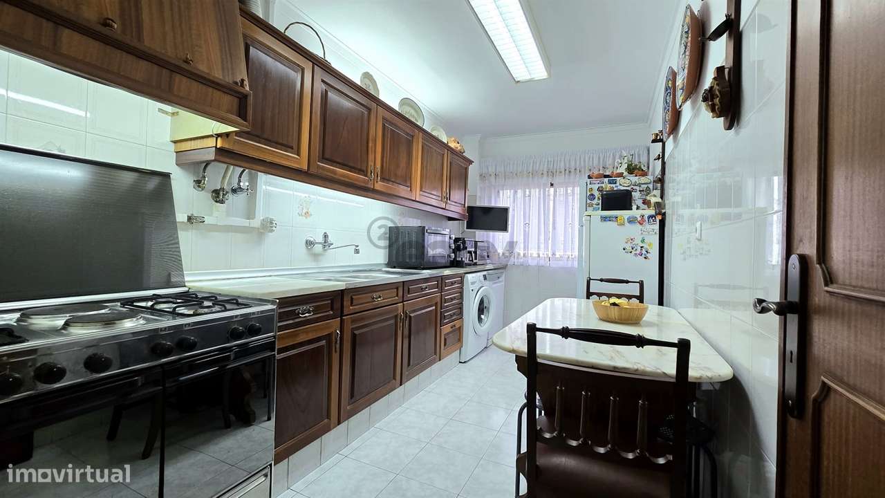 Apartamento T3 Em Estoril