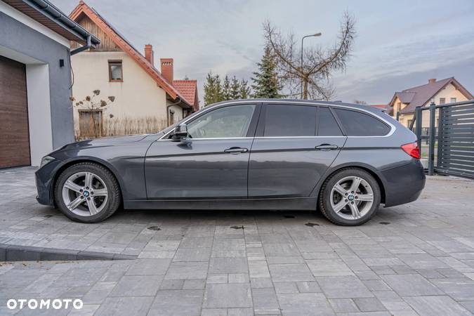 BMW Seria 3 318d Touring Modern Line - 4