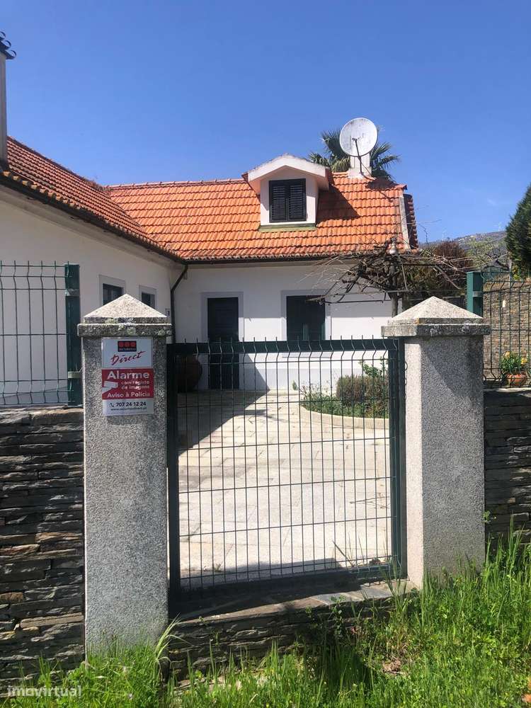 Quinta espetacular na região do vinho verde em plena produção-6