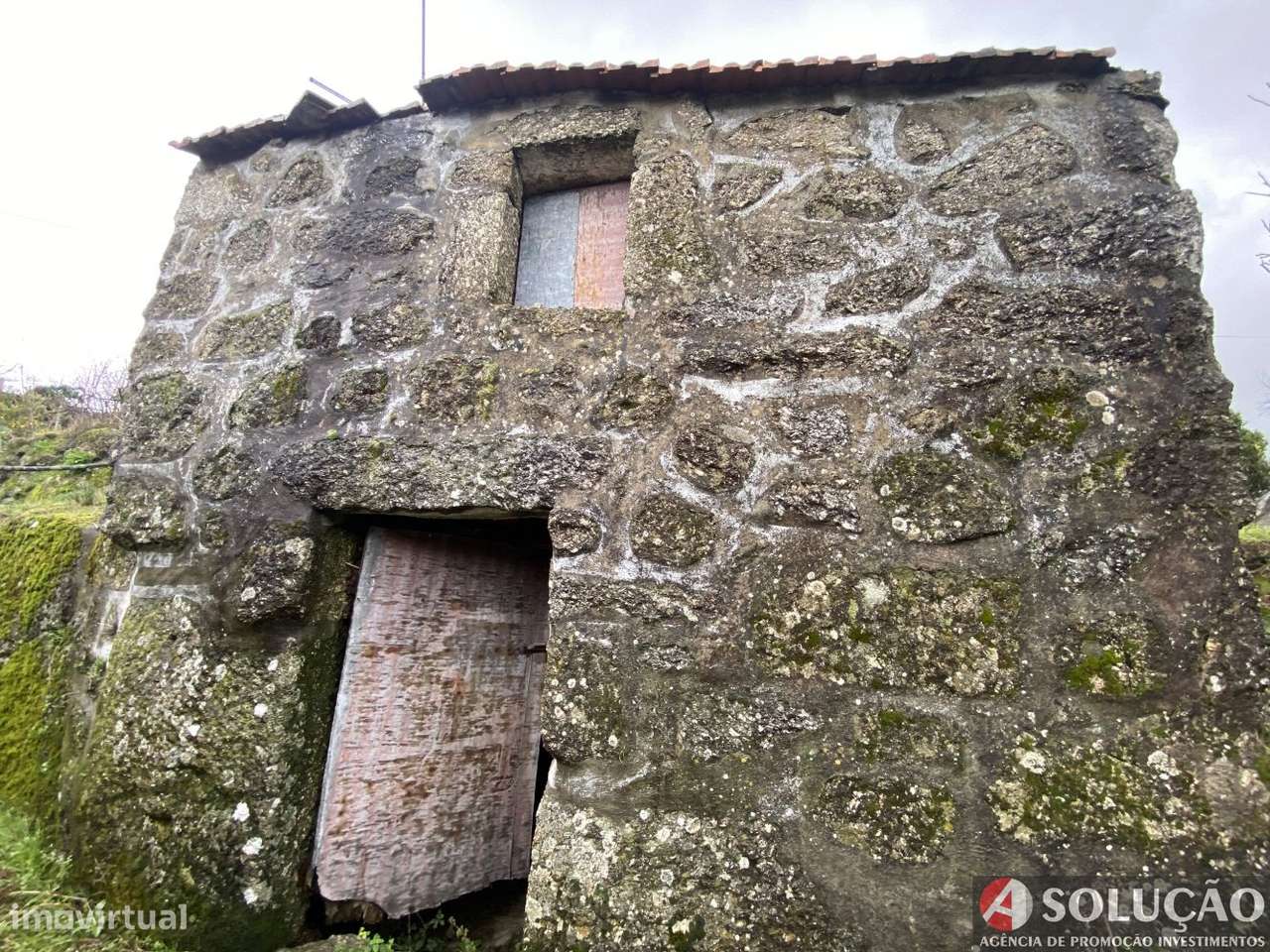 Moradia + terrenos rusticos-8