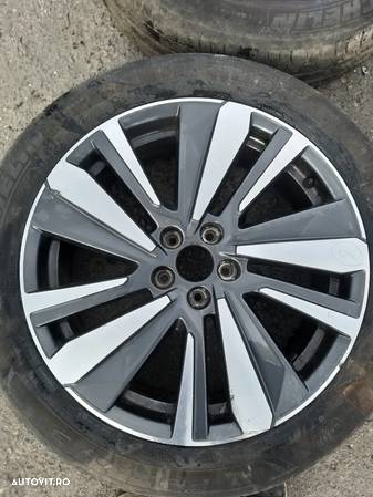 Vand 4 x Roti pentru Peugeot 3008, Jante Aliaj Cu Cauciucuri Michelin 205/55R19, ET38 cod: 9809685477 - 2