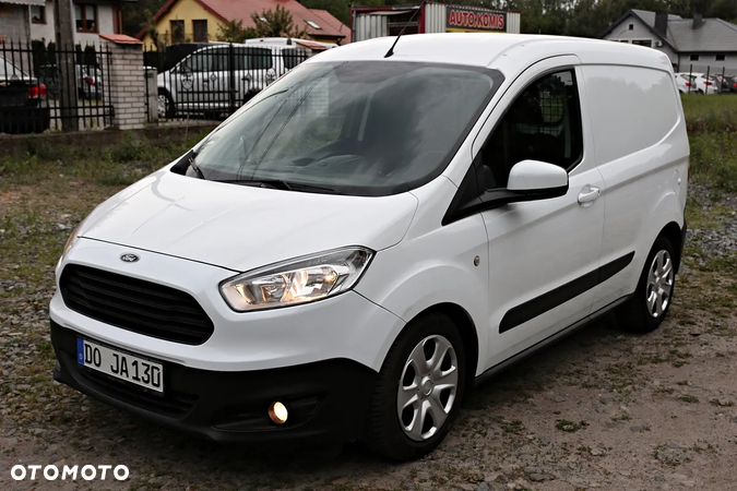 Ford Transit Courier Basis - 12
