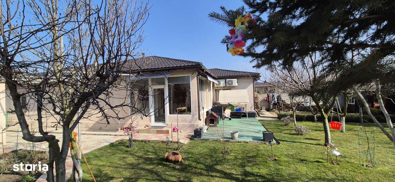 Casa Moderna Cumpana, teren 617 mp-1