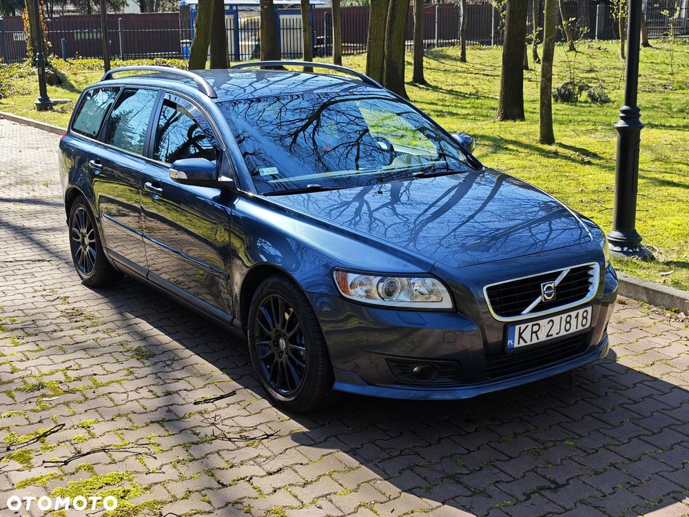 Volvo V50